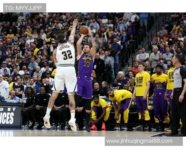 湖人对掘金第二场精彩回放全程回顾与赛后分析